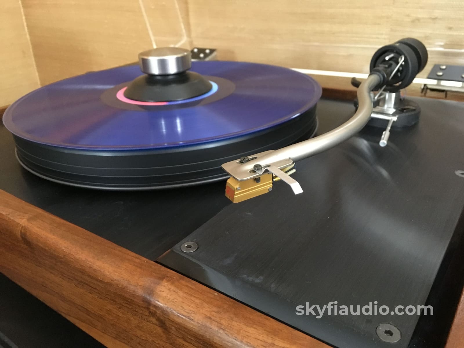 Vpi Industries Hw-19 Turntable With Upgrades And New Grado Cartridge
