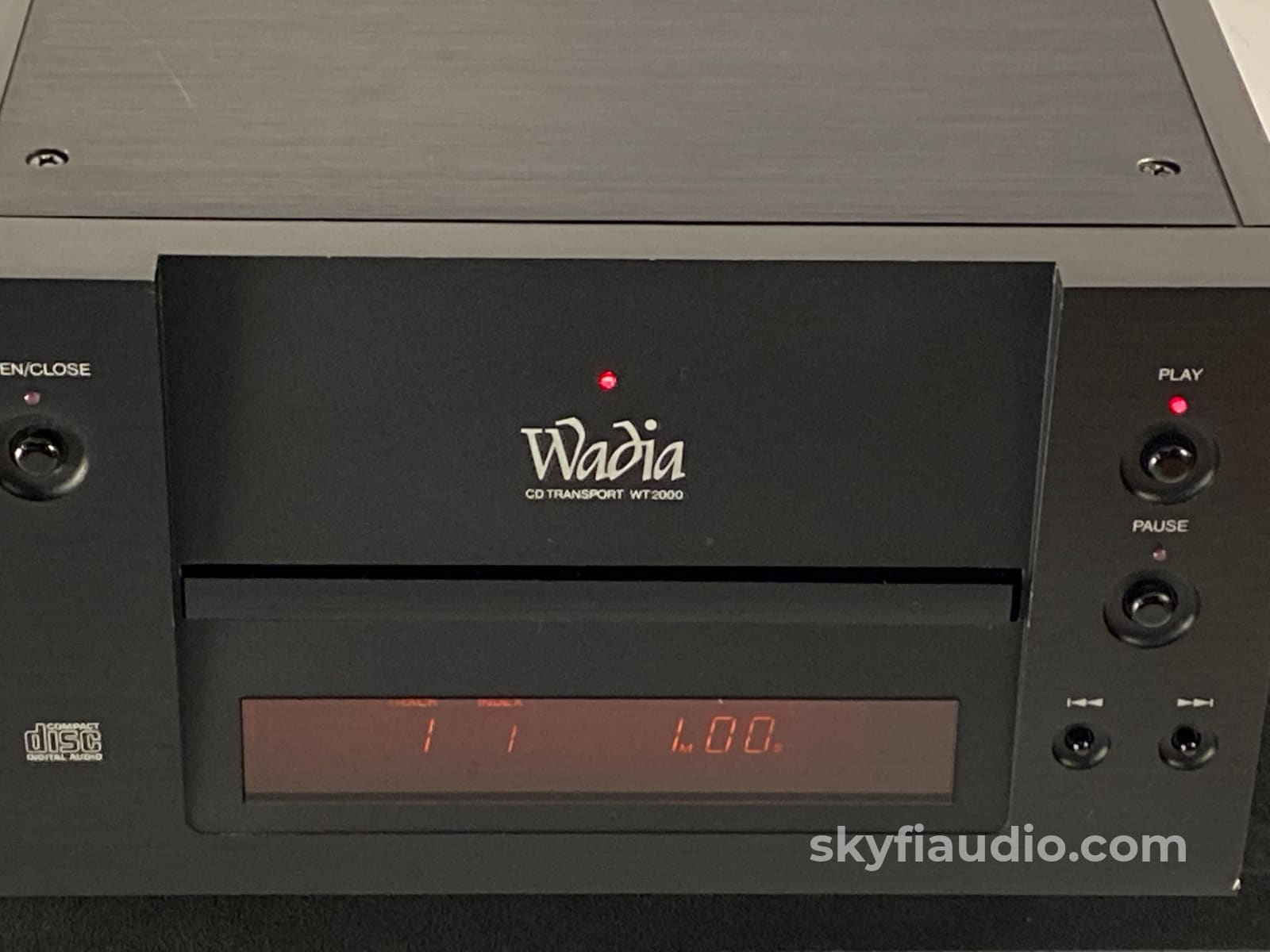 Wadia Wt-2000 Cd Transport With Remote + Digital