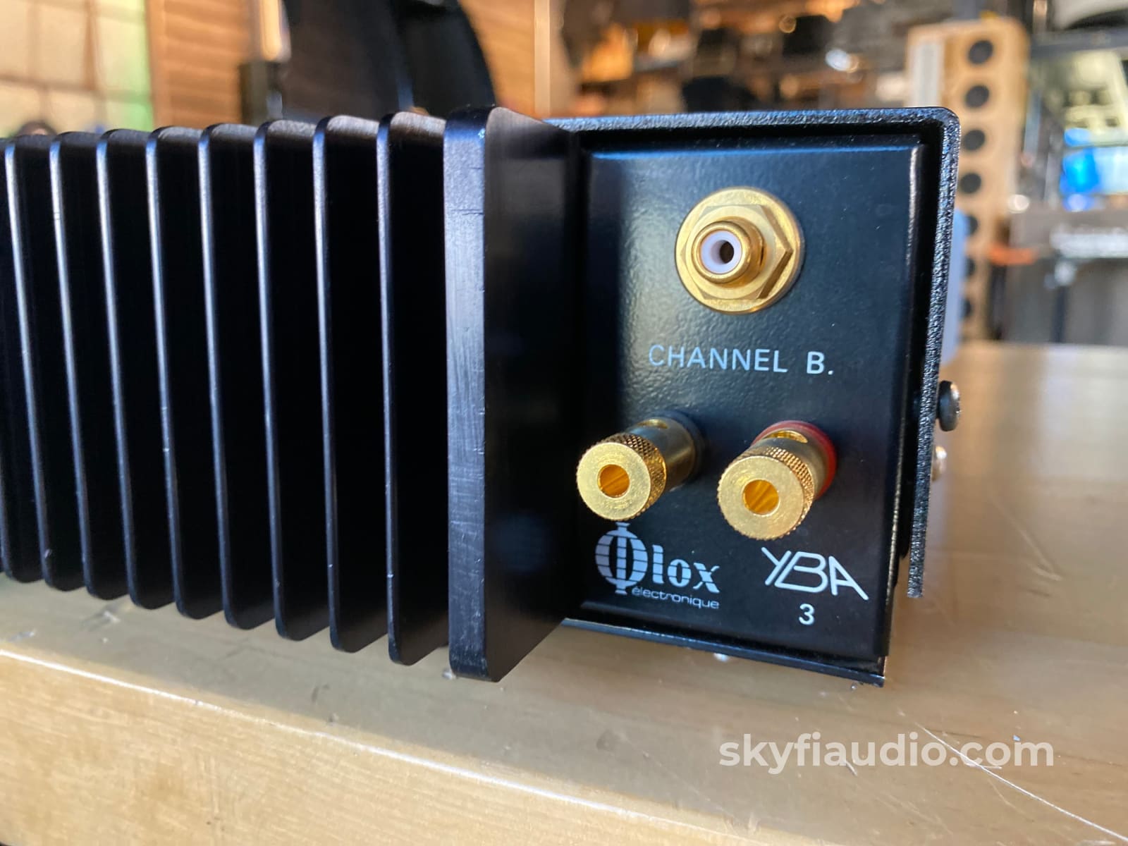 YBA 3 Alpha - Solid State Amplifier, Made in France